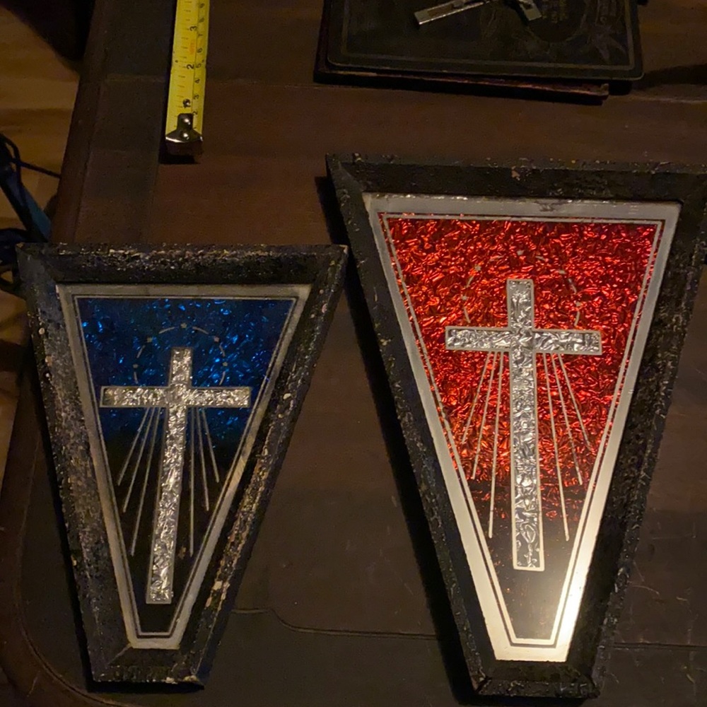 Vintage 1970s retro  crucifix/cross wall decor